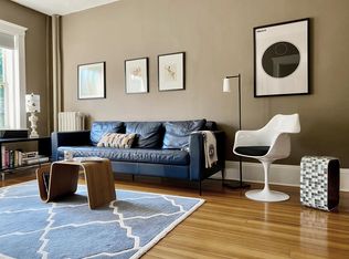 6 Parkway Rd APT 3, Brookline, MA 02445