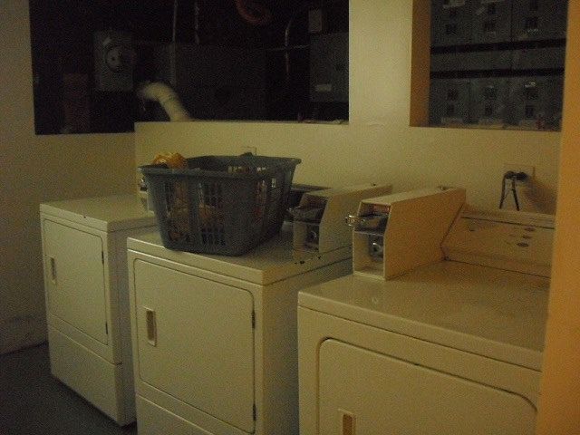 Laundry Room2