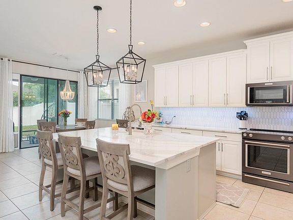 5th image of 4828 Woods Landing Ln