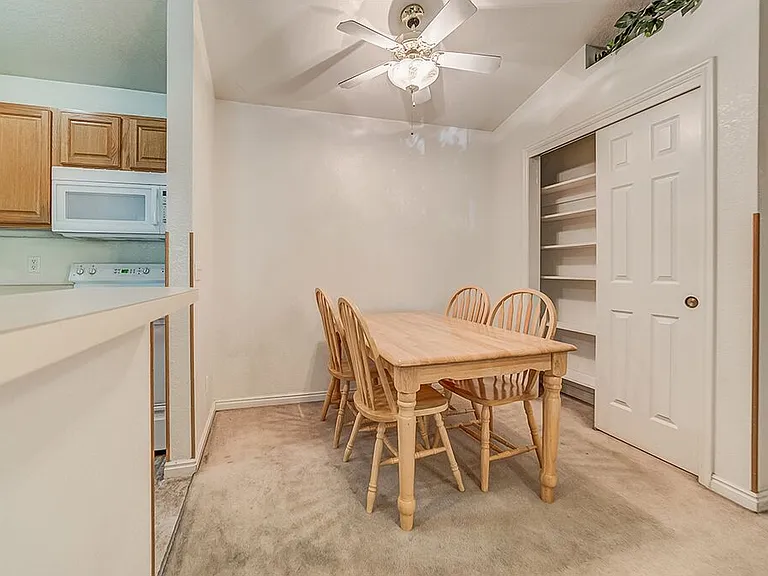 112 W 1230 N #319 — Photo 3