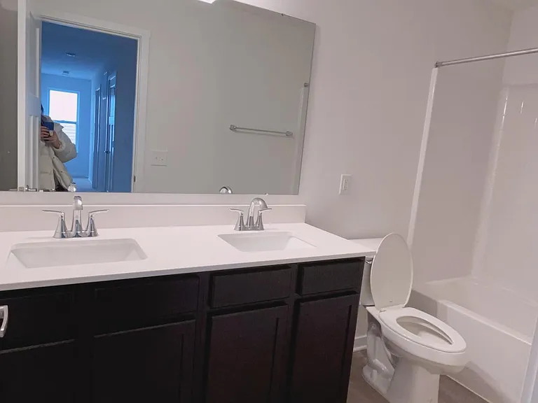 1630 Lewes Castle Dr — Photo 27