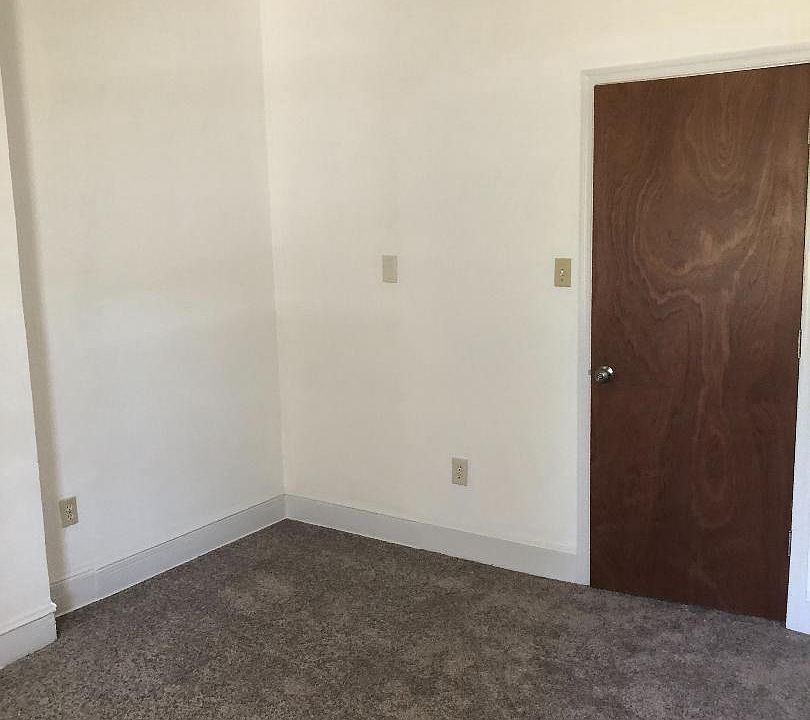 348 W Pearl St Burlington NJ Zillow