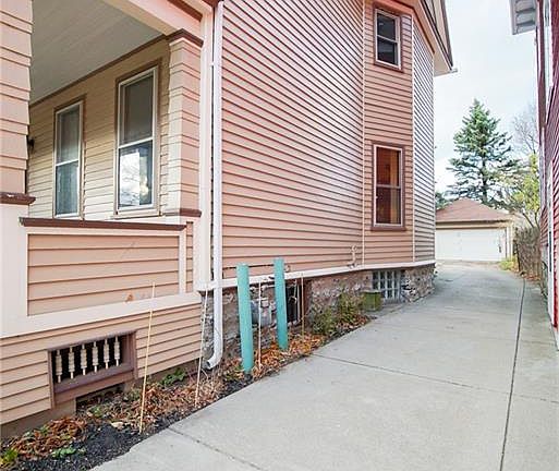 3rd image of 179 Cleveland Ave