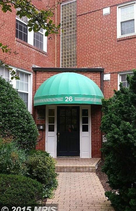 Exterior (Front)