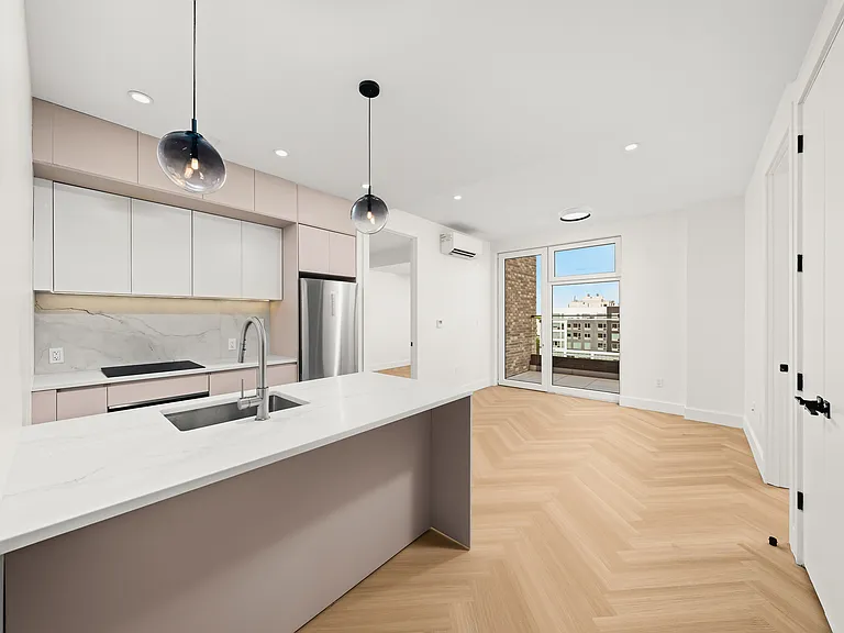 34-16 38th St #2705 — Photo 3