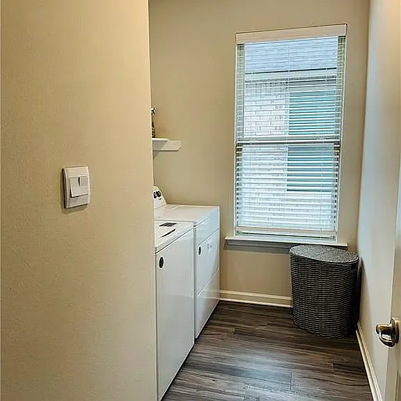 112 Oak Landing Ln — Photo 3