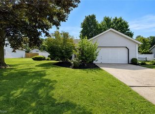 737 Sunset Dr, Madison, OH 44057