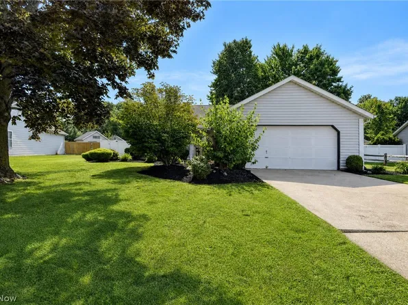 737 Sunset Dr, Madison, OH 44057