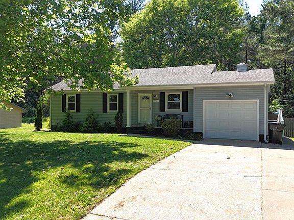 3rd image of 5921 Oakhaven Dr