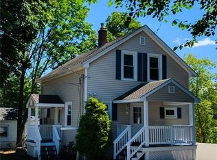 11 Ann Ct, West Warwick, RI 02893