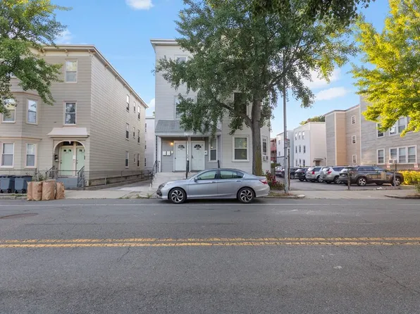 381 Cardinal Medeiros Ave #3F, Cambridge, MA 02141