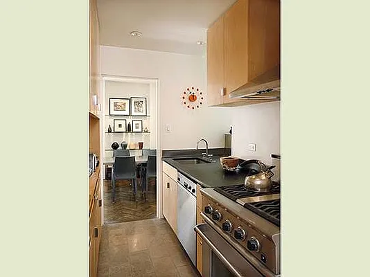 Sold by Stribling | media 8