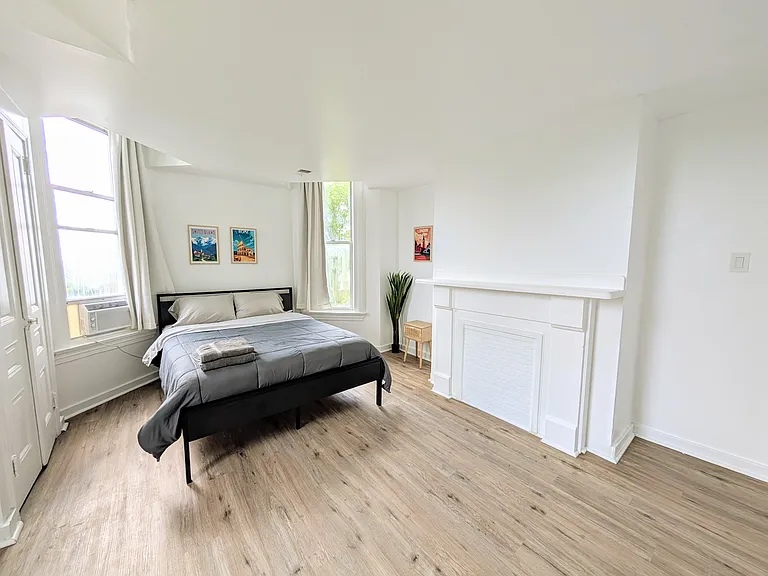 321 Lafayette Ave #2 — Photo 11