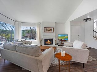 2 McIntosh Ct, Novato, CA 94949