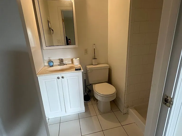 140B Newton St #A5 — Photo 8