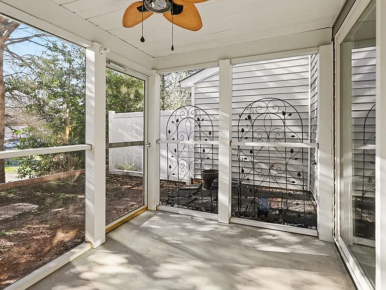 2515 Brackley Pl NW — Photo 26