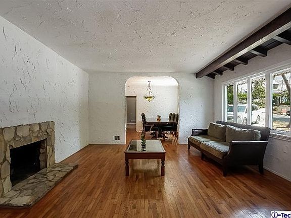 3rd image of 4235 Woodleigh Ln