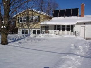 4027 Split Rock Rd, Camillus, NY 13031