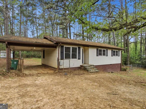 425 Stephenson Rd, Stone Mountain, GA 30087