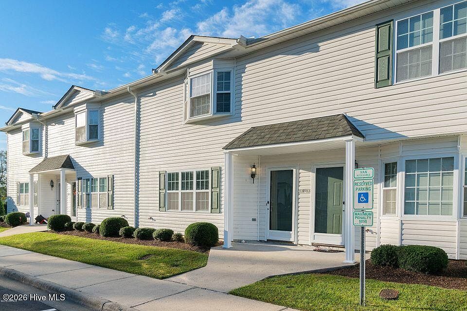 1st image of 1222 Cross Creek Cir APT W-2