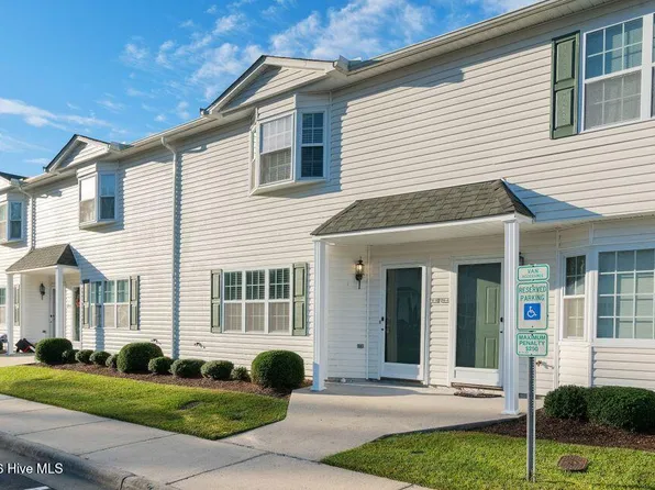 1222 Cross Creek Cir APT W-2, Greenville, NC 27834