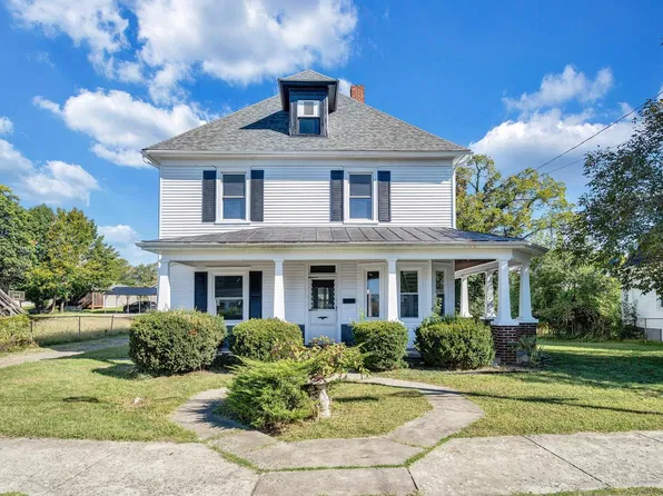 1915 Mercer Ave NW, Roanoke, VA 24017