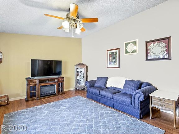 2nd image of 5900 Delabarre Pl