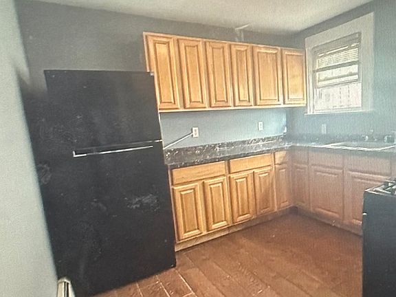 3rd image of 300 Myrtle Ave #1A