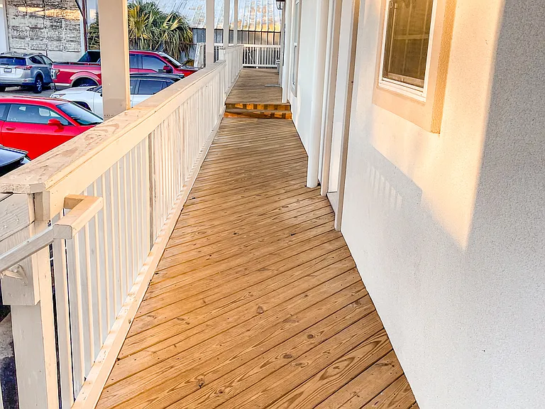 902 Howard Ave #9 — Photo 20