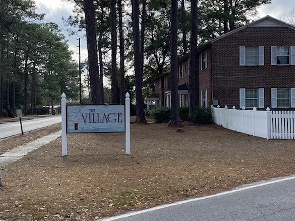 724 S 4th St, Jesup, GA 31545