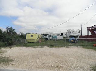 1048 Blacks Slip, Gilchrist, TX 77650