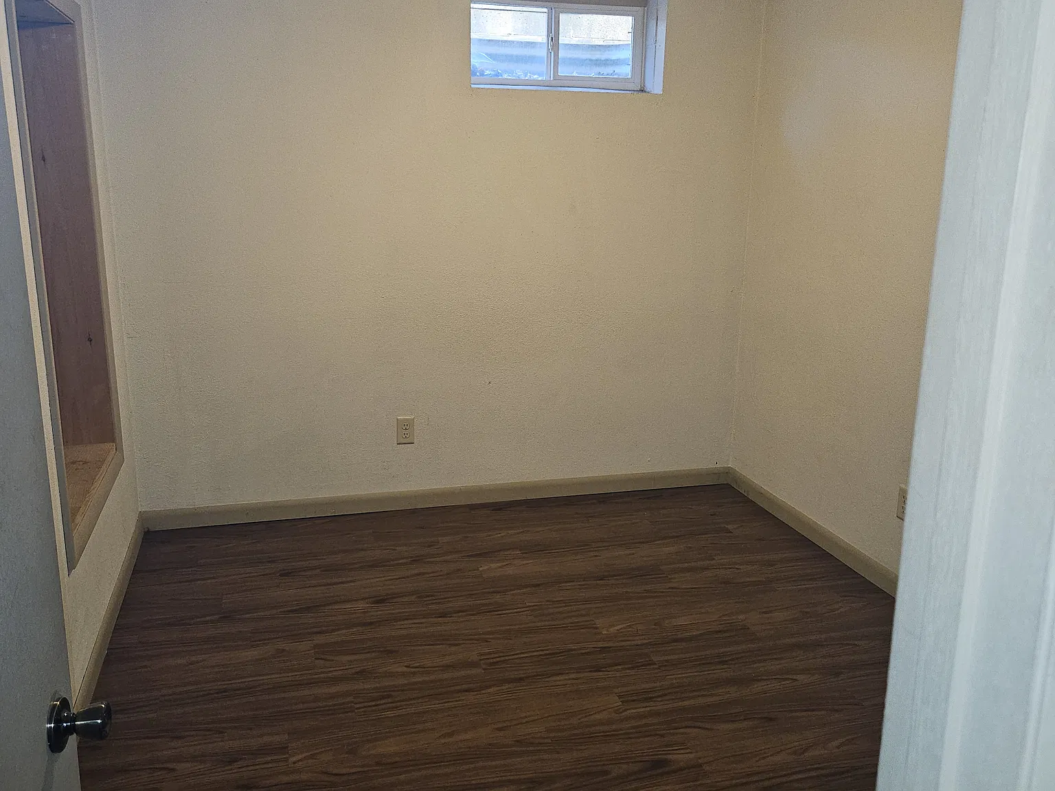 4 bed, 1.5 bath, $1,900 — Photo 3