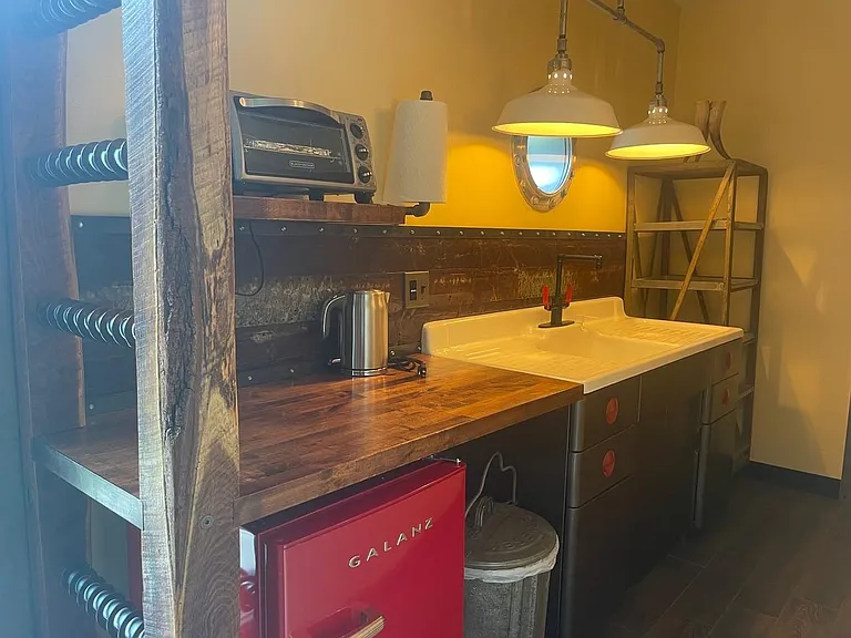7 Utopia Rd — Photo 100