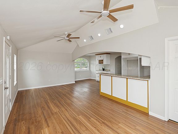 3rd image of 310 N Virginia St