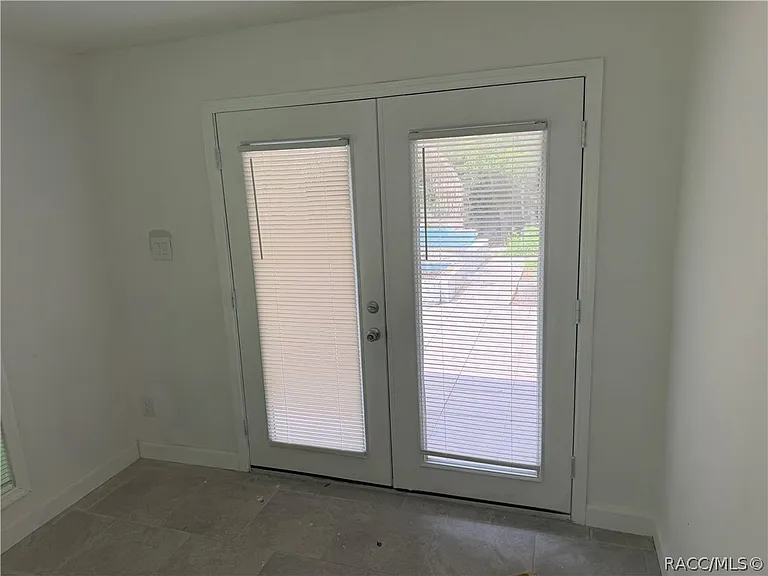 1405 Eden Dr — Photo 10
