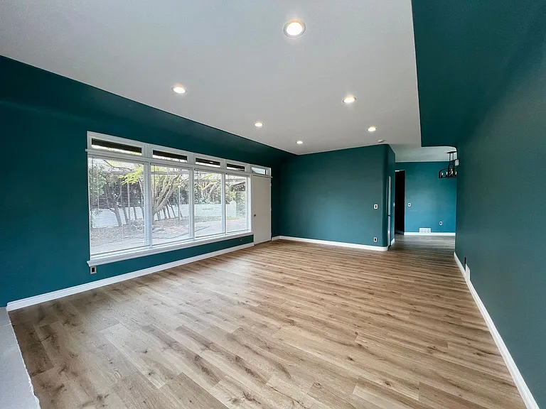 416 S 23rd Ave — Photo 4