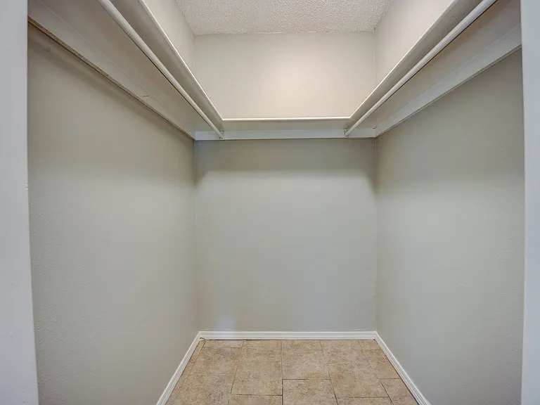 Ramsey Square Apartments — Photo 35