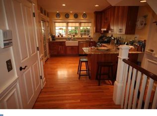 2209 Pine St, Philadelphia, PA 19103