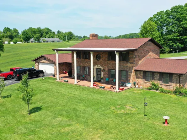 613 Fan St, Tazewell, TN 37879