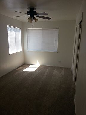 3rd image of 5820 Newman Ct APT 9