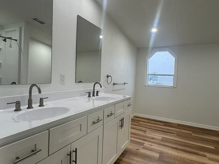 21621 Keene Rd — Photo 11