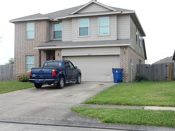 2nd image of 2109 Garnet Ct