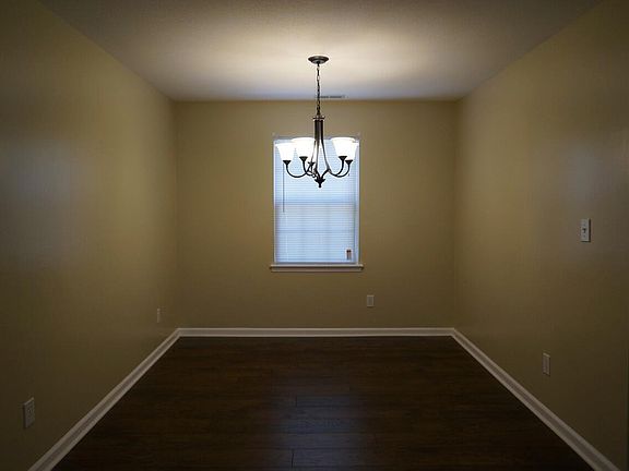 4th image of 5 Tarrywood Ct