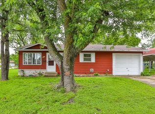 2076 S Vale Ave, Springfield, MO 65807