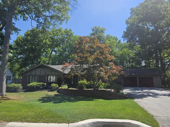 4 Sorrel Dr, Wilmington, DE 19803