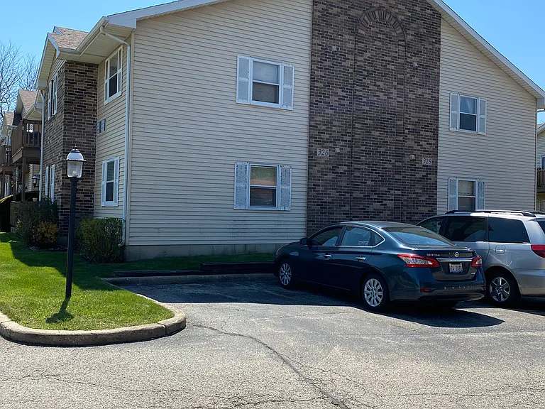 342 Lake St — Photo 9