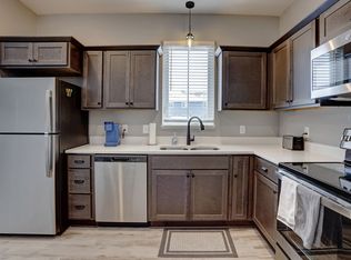 100 Willow Cascades Trl, Mankato, MN 56001