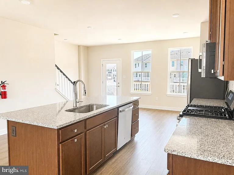 114 Spyglass Hill Dr — Photo 11