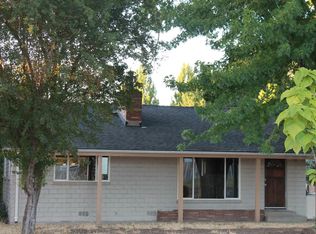 867 Swing Ln, Medford, OR 97501