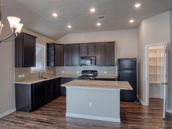 4th image of 4105 Summer Haze Ct